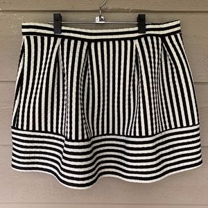 Black & White Pin Stripe Cupcake Cut Skirt- XXL